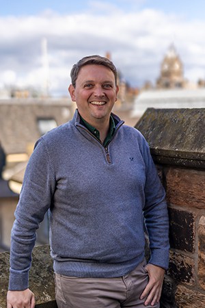 Alasdair Wells Alasdair Wells